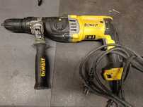 Młotowiertarka DeWalt D25144