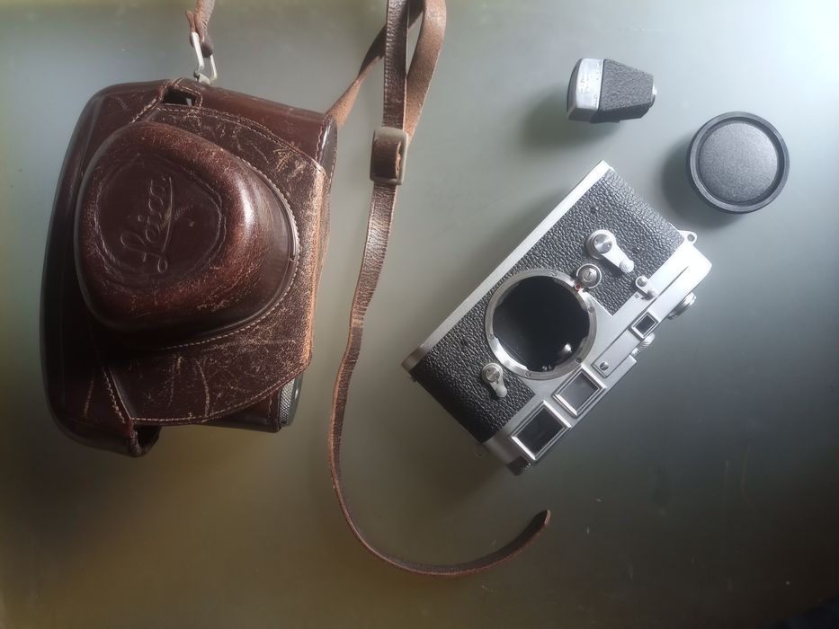 Leica M3 double stroke 1955, inclui visor 35mm e bolsa