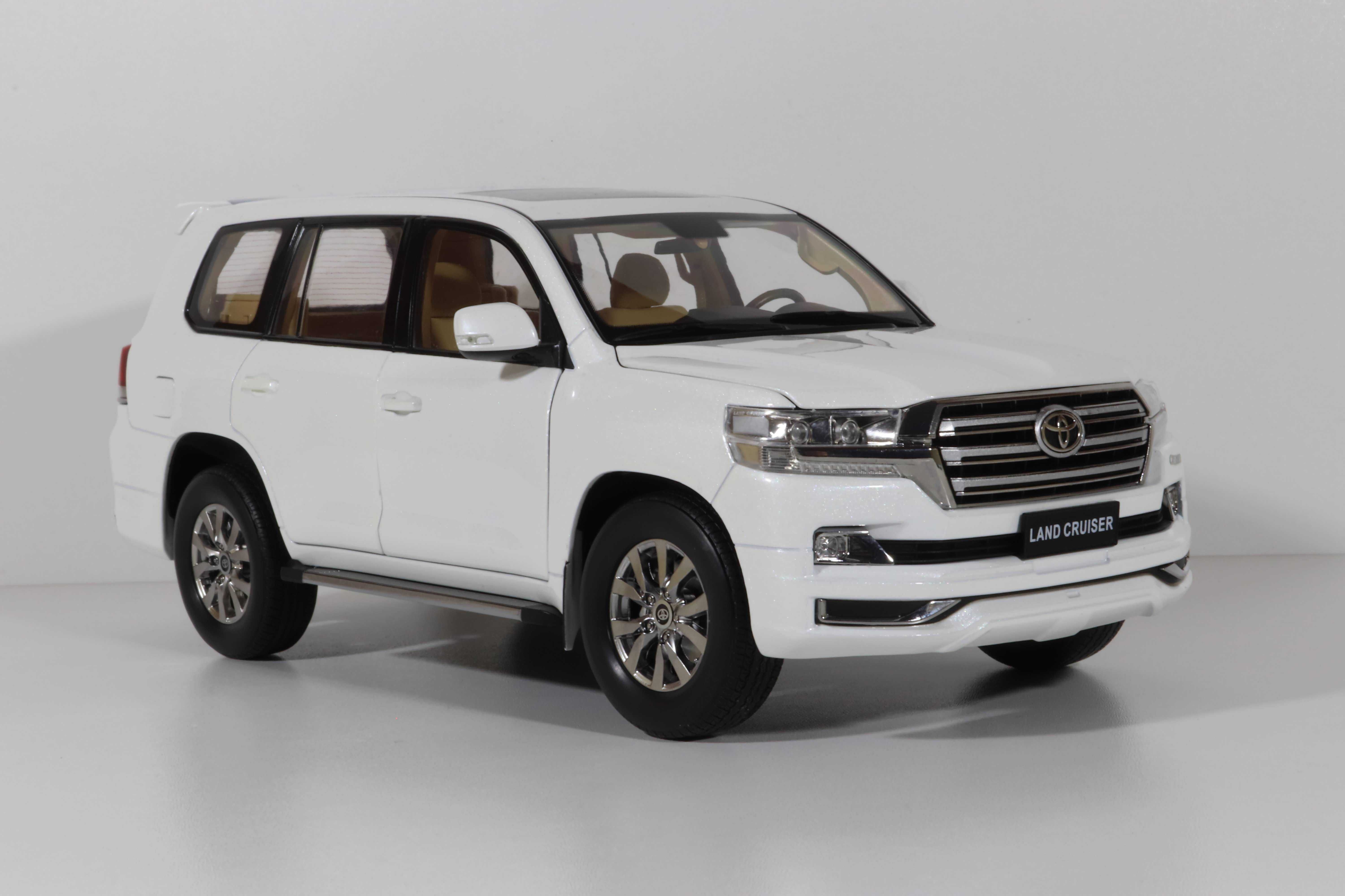 Toyota Land Cruiser 80 100 200, Prado 120, 150 масштабная модель 1:18