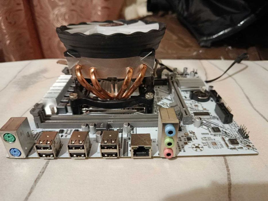 комплект: материнська плата X99 PR9-H + процесор Intel Xeon