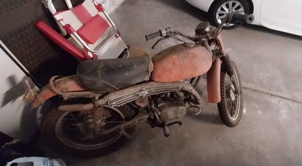 Yamaha CT 175cc de 1974 para recuperar
