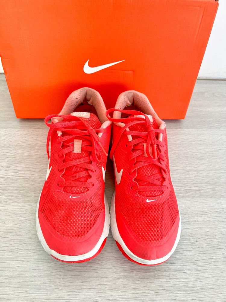 Buty NIKE Performance Flex Experience RN 4