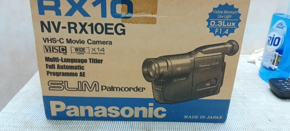 Продам аналоговую видеокамеру Panasonic RX10