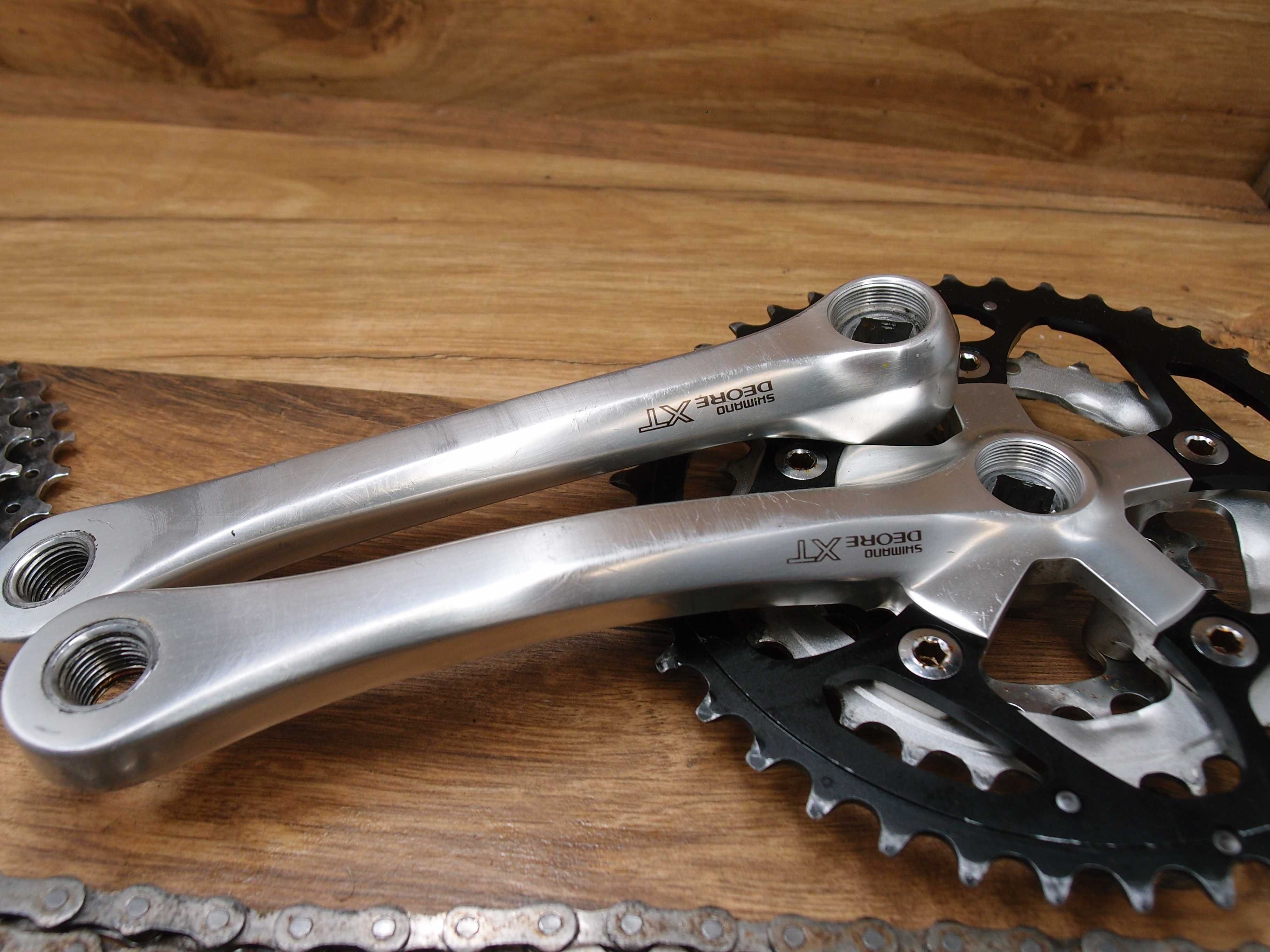 korba rowerowa Shimano Deore XT FC-M737 + łańcuch + kaseta CS-M737