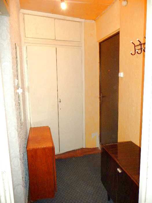 Продам 1-кімнатну квартиру  на Валентинівській