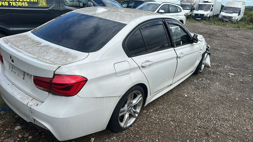 Bmw 320i Anglik niski przebieg