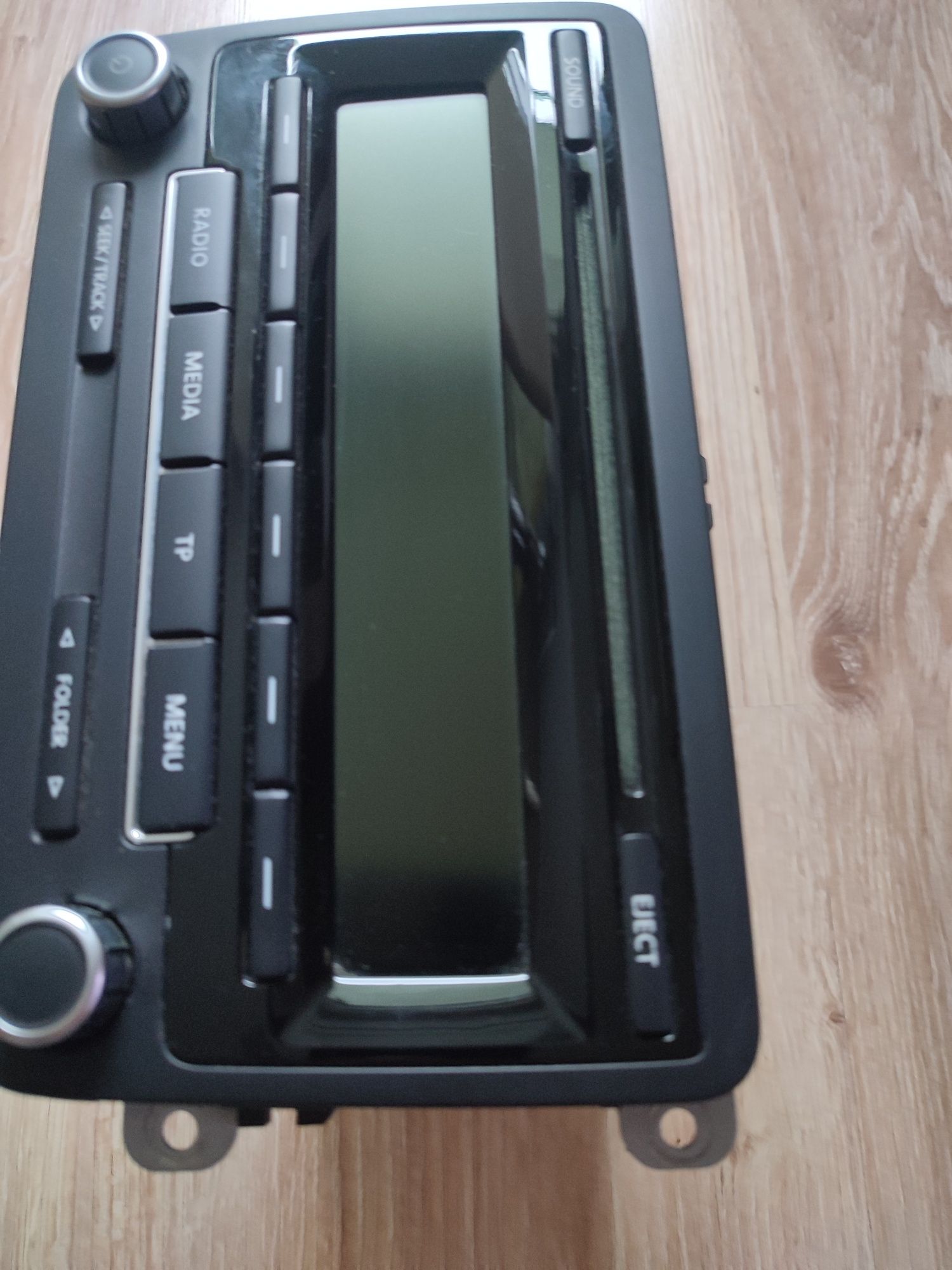 Radio VW Caddy Golf Touran Passat Tiguan T5 T6 Jetta Polo RCD 310 +Kod