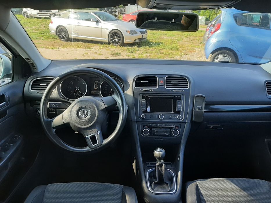 Golf 6 2010 kombi stan bardzo dobry