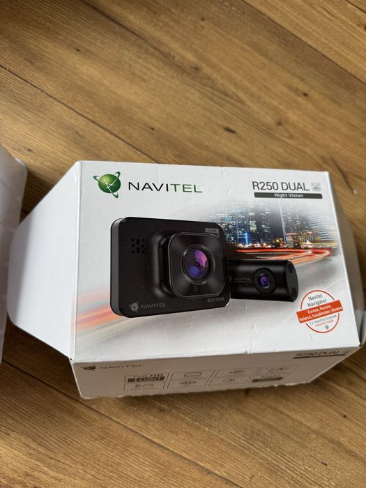Wideorejestrator Navitel R250 Dual full HD