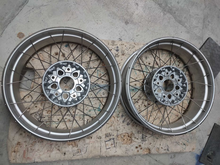 Jantes de raios, Transmissão BMW R1200 e 1250GS, GSA a partir de 2013