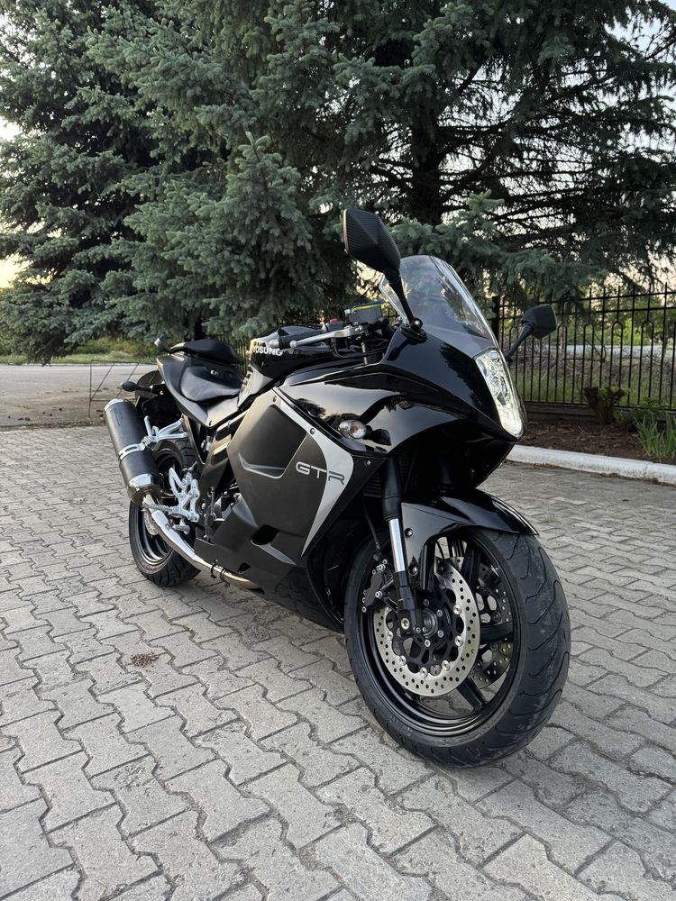 Продам Hyosung GT650