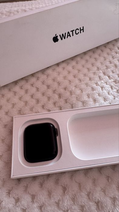 Apple Watch SE 2 44mm