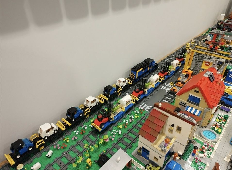 LEGO City 7939 wagon z samochodami Smart stan idealny