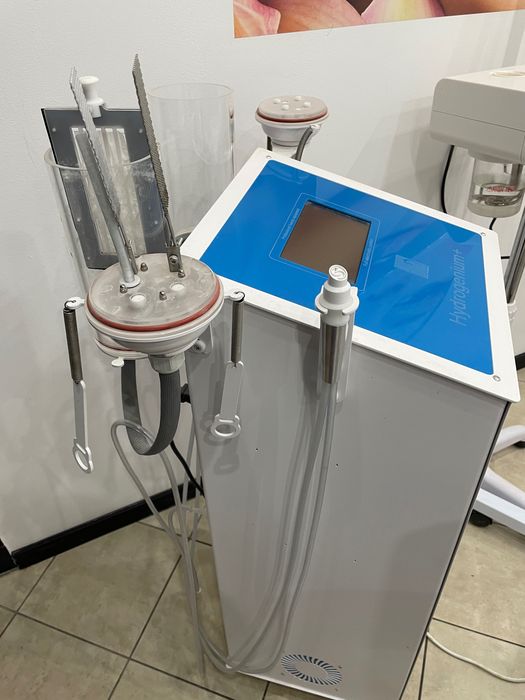 Kombajn kosmetyczny do oczyszczenia wodorowego