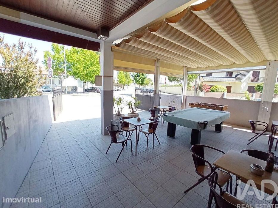 Restaurante em Santa Marta de Portuzelo de 210,00 m2