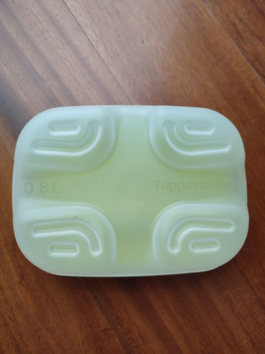 Tupperware Ventsmart 800ml