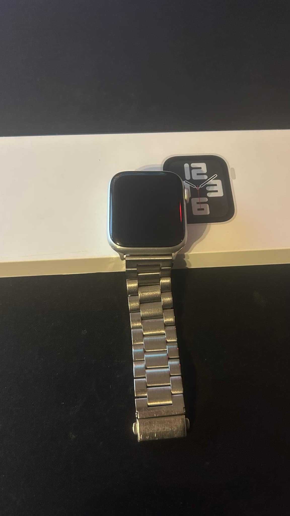 Apple Watch SE 44mm