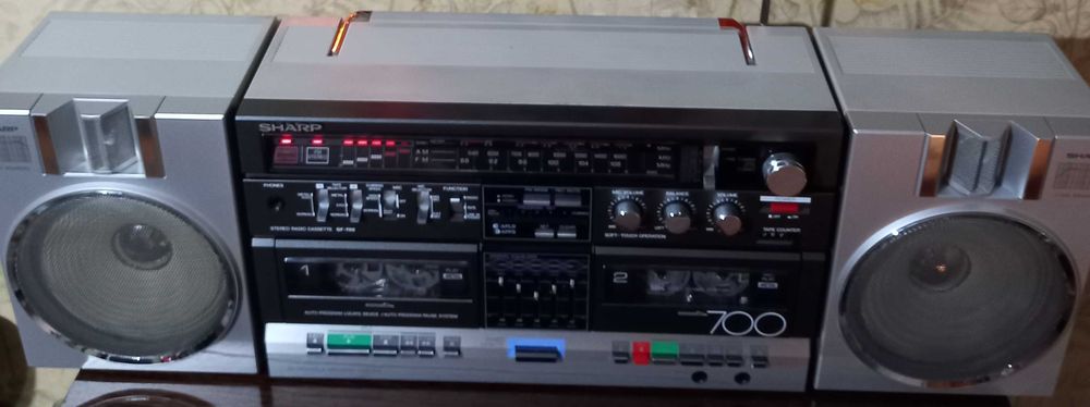 Продам SHARP-GF 700