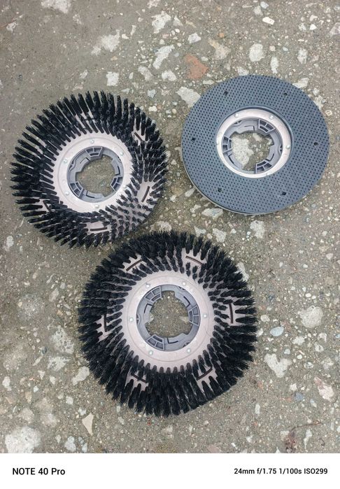 Szorowarka jednotarczowa do podłóg Ulsonix