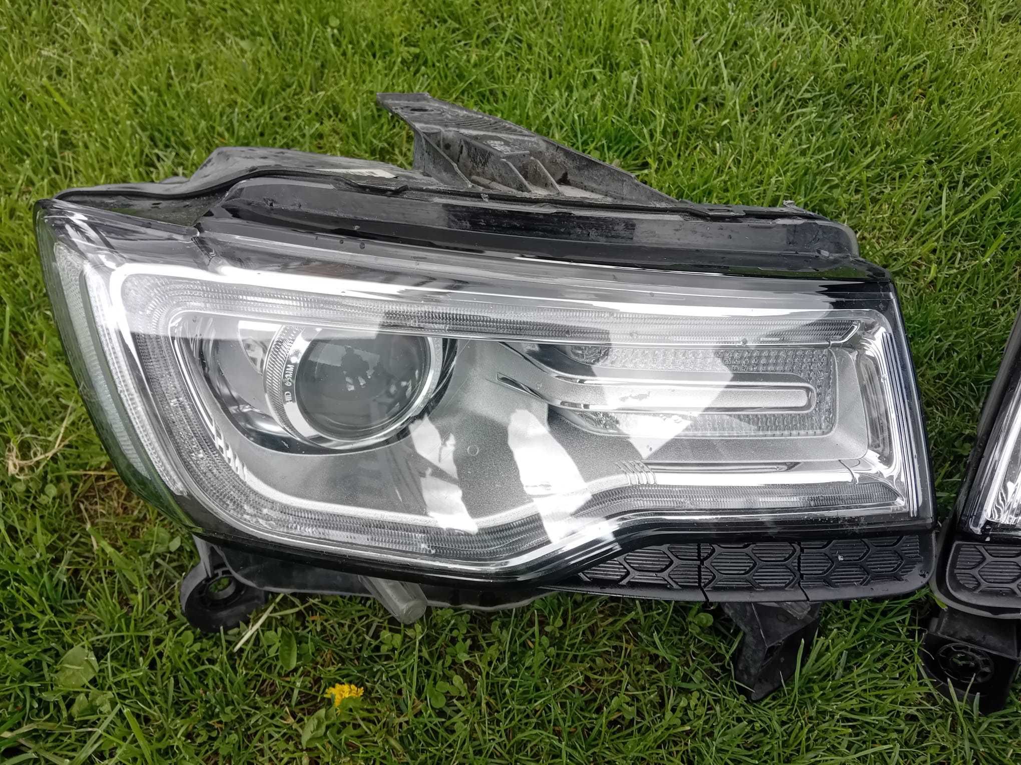 JEEP GRAND CHEROKEE 2014 - 2021 LAMPY PRZÓD oryginał od wersji SUMMIT