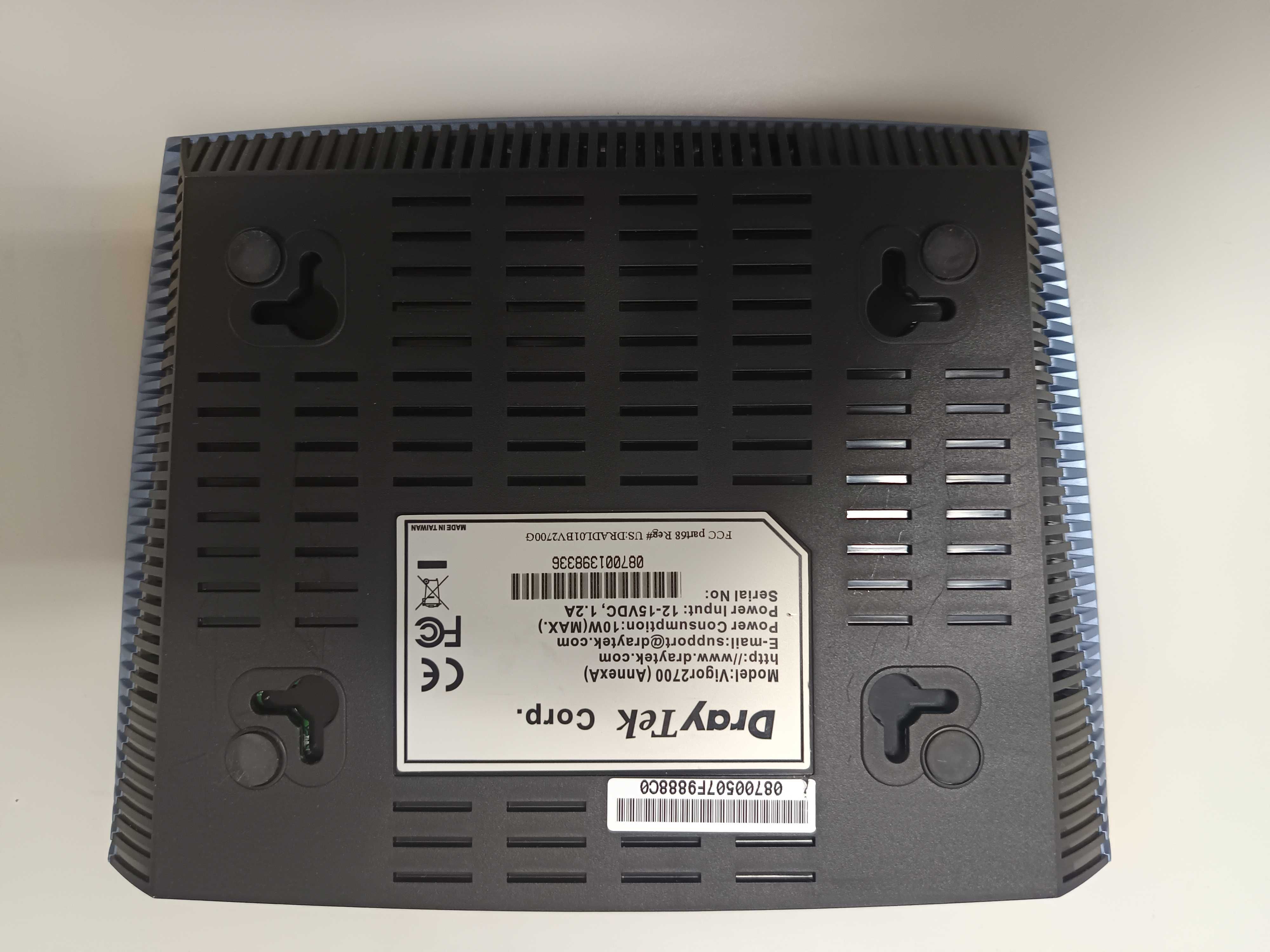 Router ADSL Dry Tek Vigor 2700