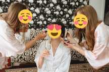 Весільний халат, для дружок халати,для фотосесії