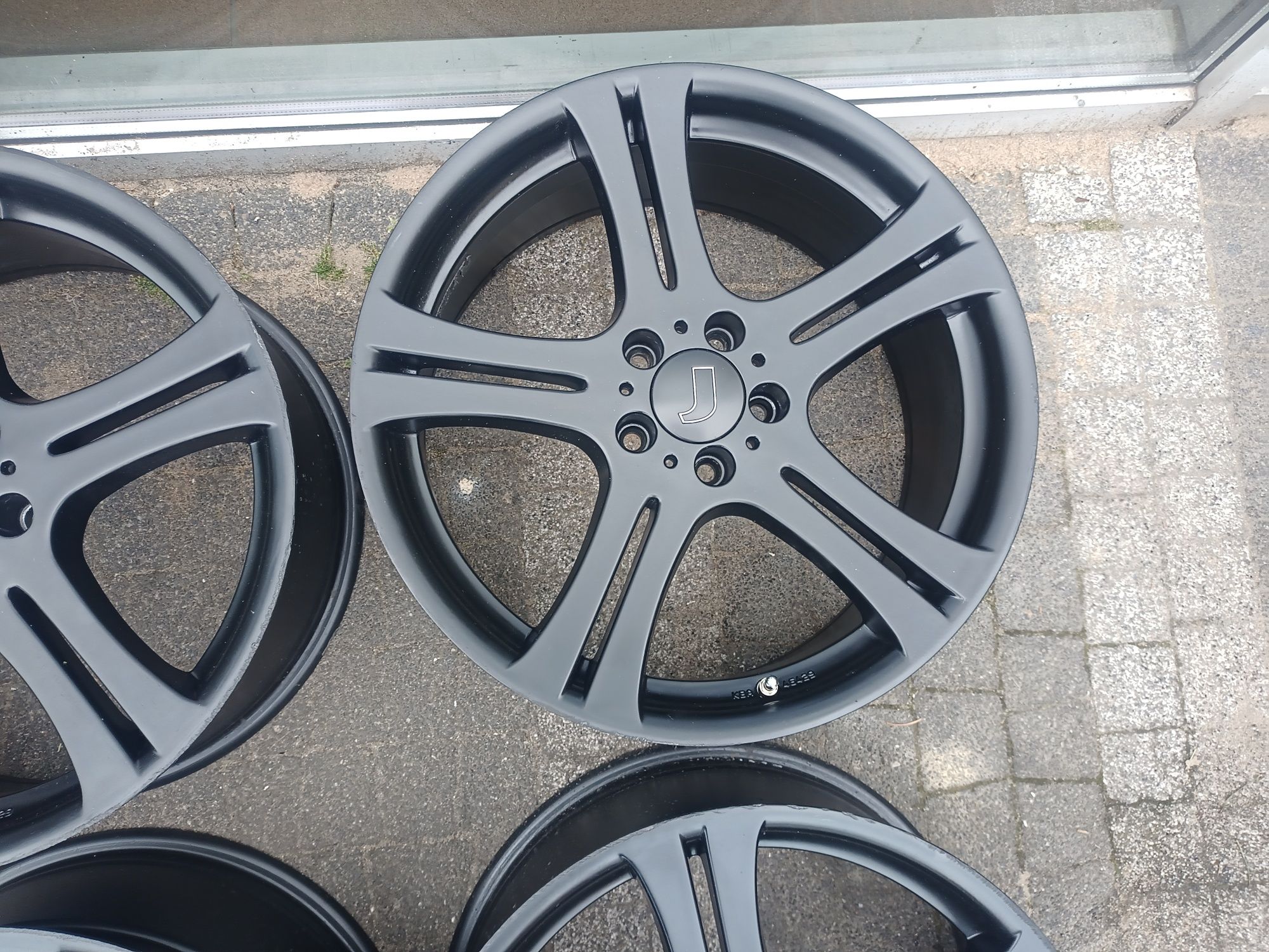 19" Mercedes C Clk E klasa W213 W212 Vw Arteon Czarne Passat  A4 A6 A8