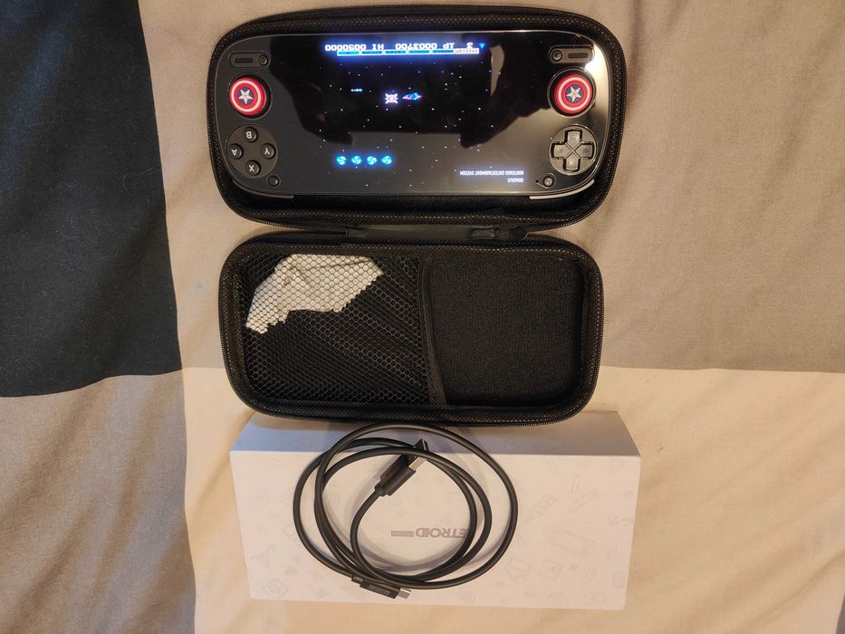 Retroid Pocket 5 + SD 256GB