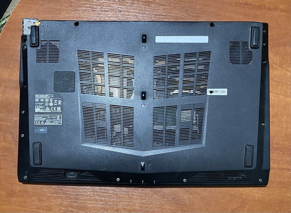 msi 16j9 15.6"/ 8GB RAM/120GB SDD i5-7300Q GTX 1050 2GB! N2676