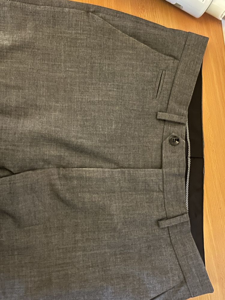 Calças zara men novas 1 vez usada(com itequeta)