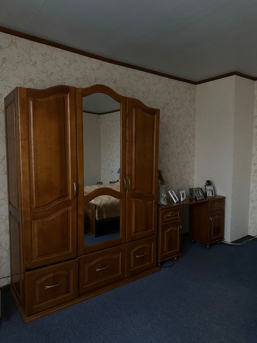 Комплект мебели в спальню (спальный гарнитур)