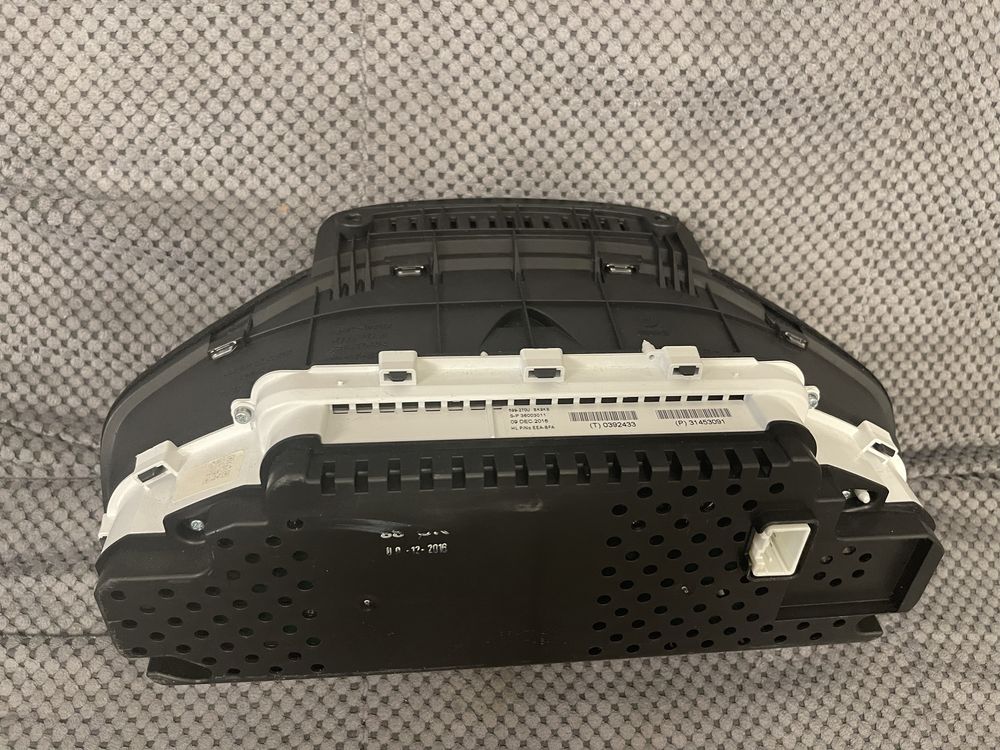 Панель приладів TFT VOLVO S60 V70 XC60 XC70 S80 2014-2017 RETROFIT