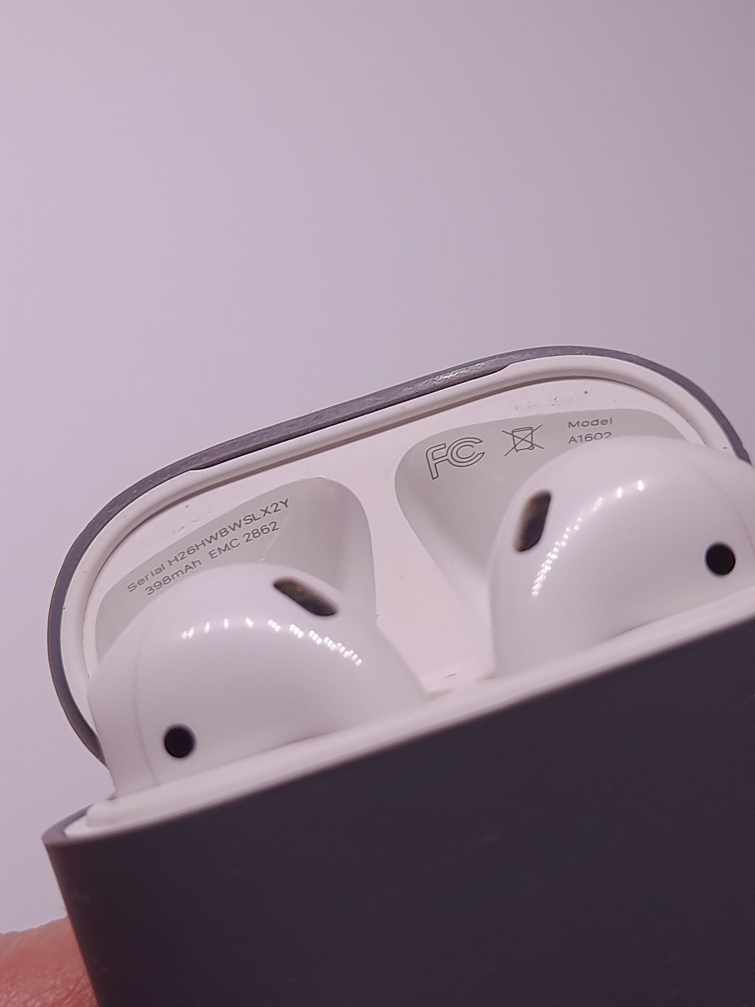 AirPods 2 повний комплект (оригінал)