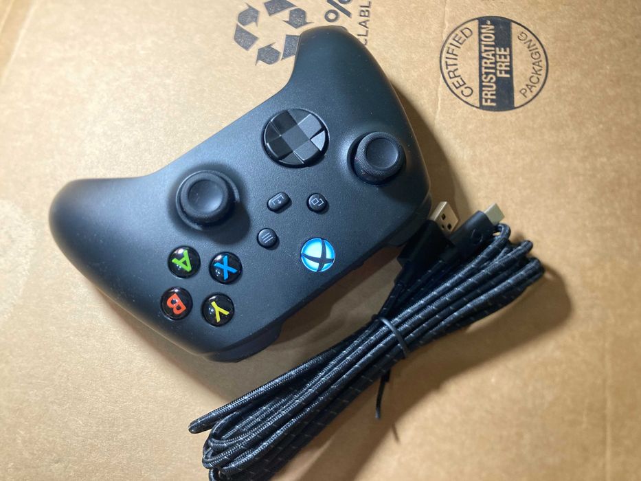 Геймпад Microsoft Xbox Wireless Controller Carbon Black джойстик