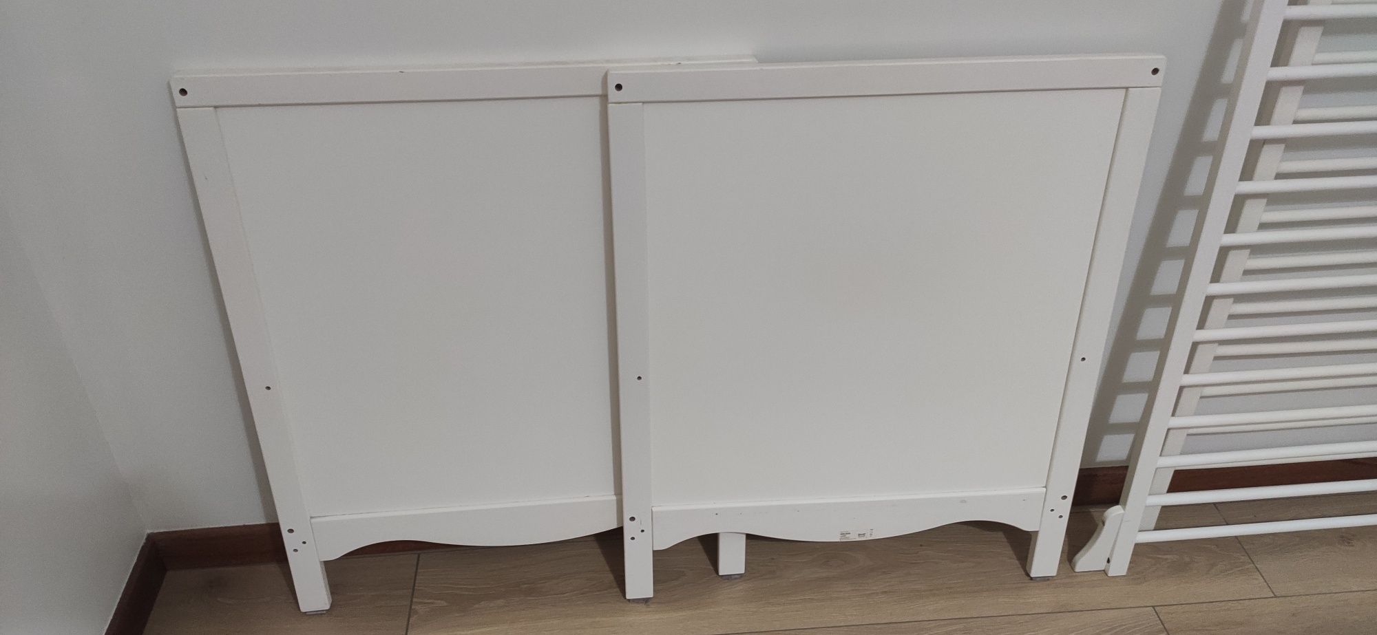 Berço IKEA Sundvik