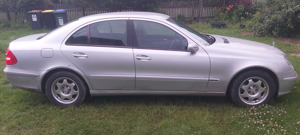 Mercedes E klasa W211 E240 E220 zderzak tylny skrzynia silnik M112