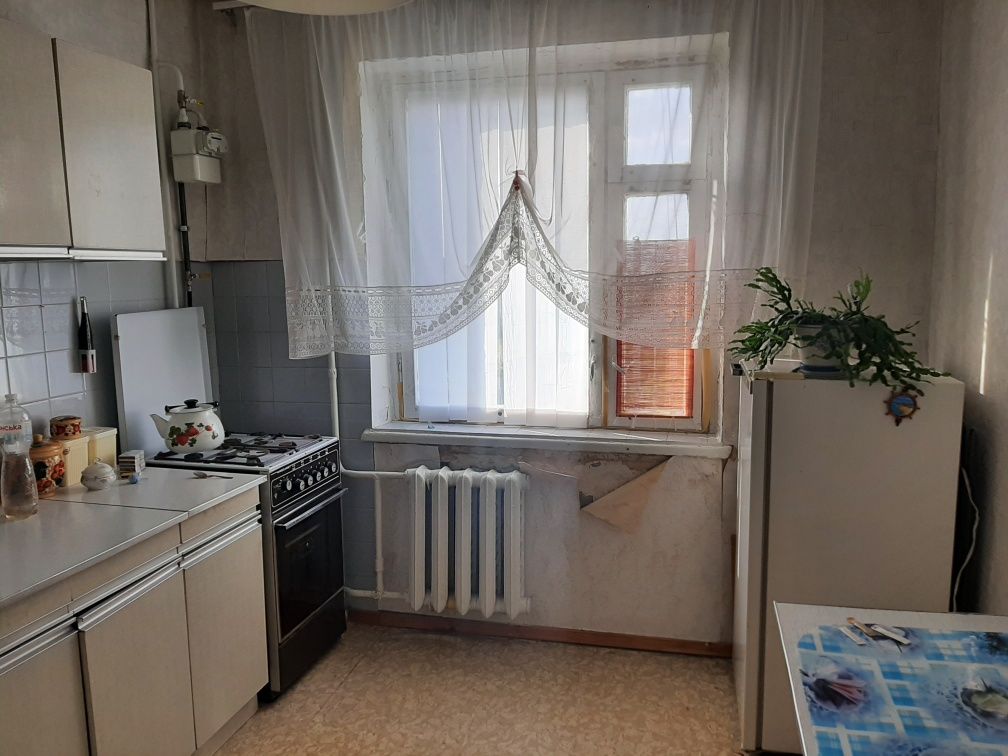 Продам 2 ком, Ул Харьковская, не угловая