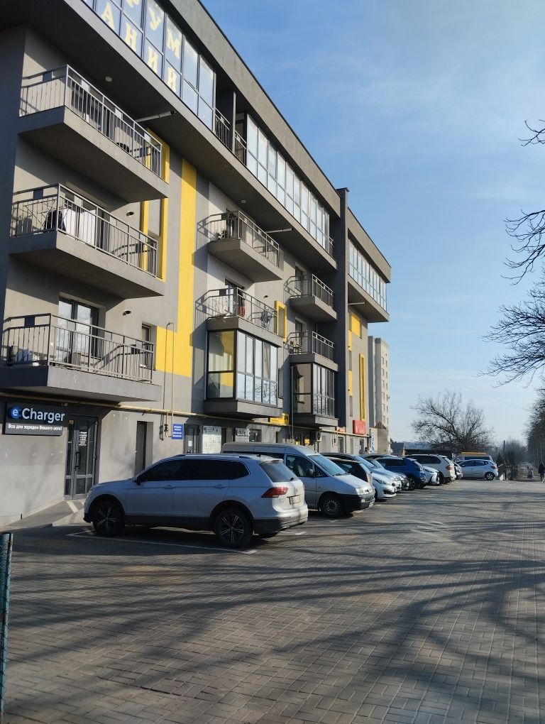 Продаж 1кім квартири по вул Рівненській