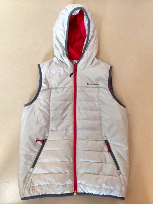 Colete acolchoado para Menina marca Quechua (Novo - 12 anos)