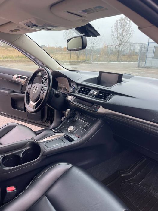 Lexus CT Hybrid 2016