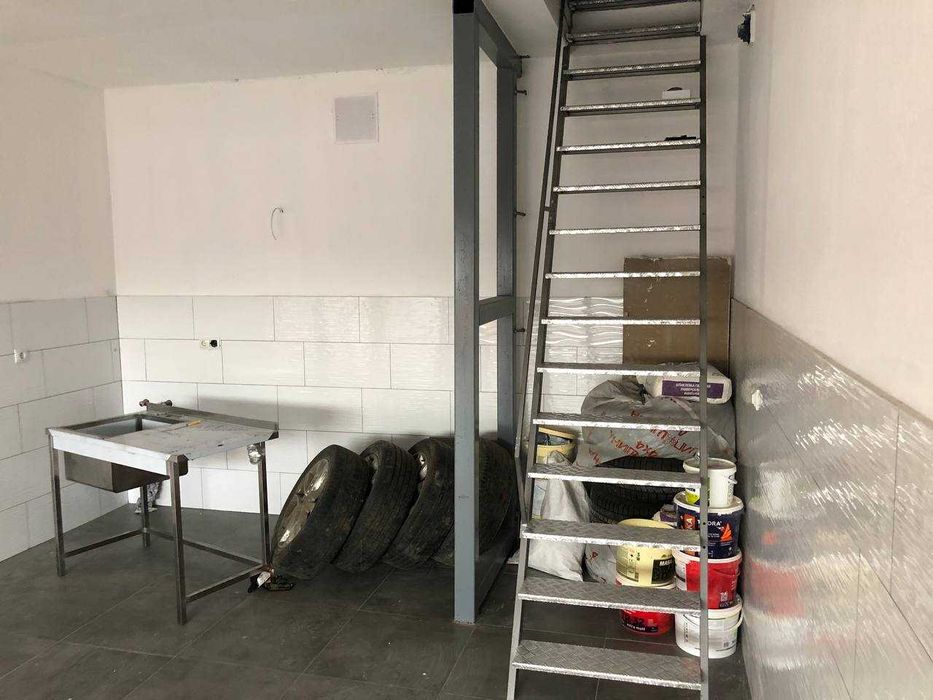 Металлическая Лестница в Подвал / на Чердак. Металеві Сходи в Підвал.