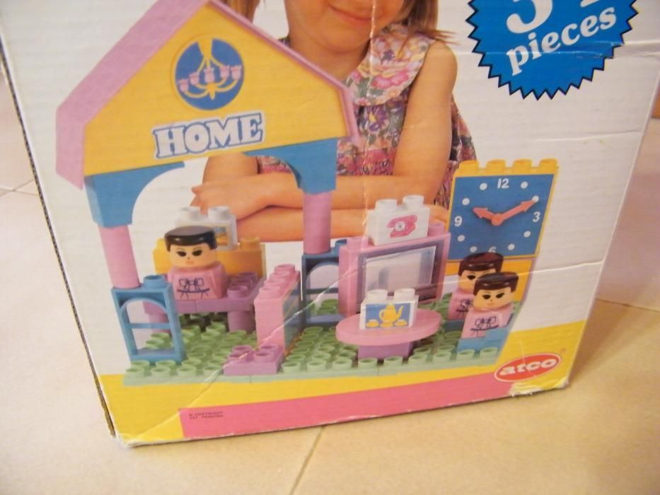 Legos Sweet Home Set