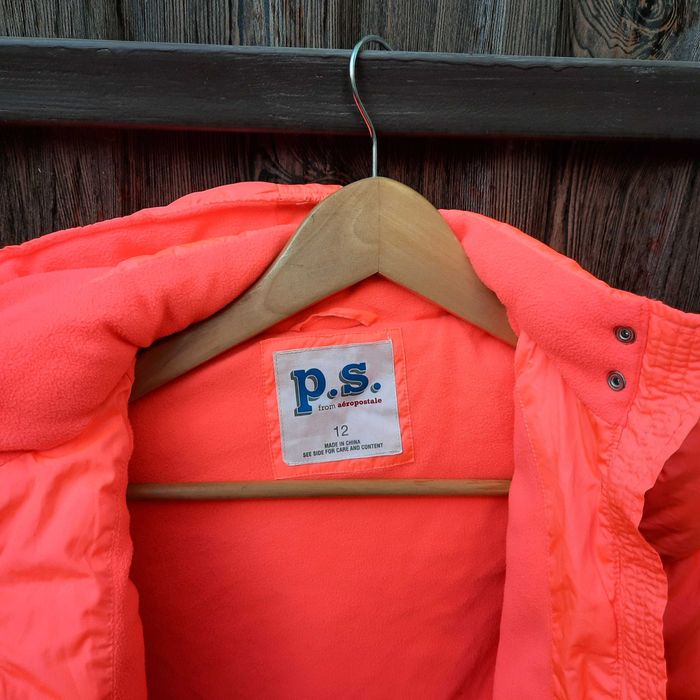 Продам теплую куртку Aeropostal в отличном состоян., на девочку Р.12л.