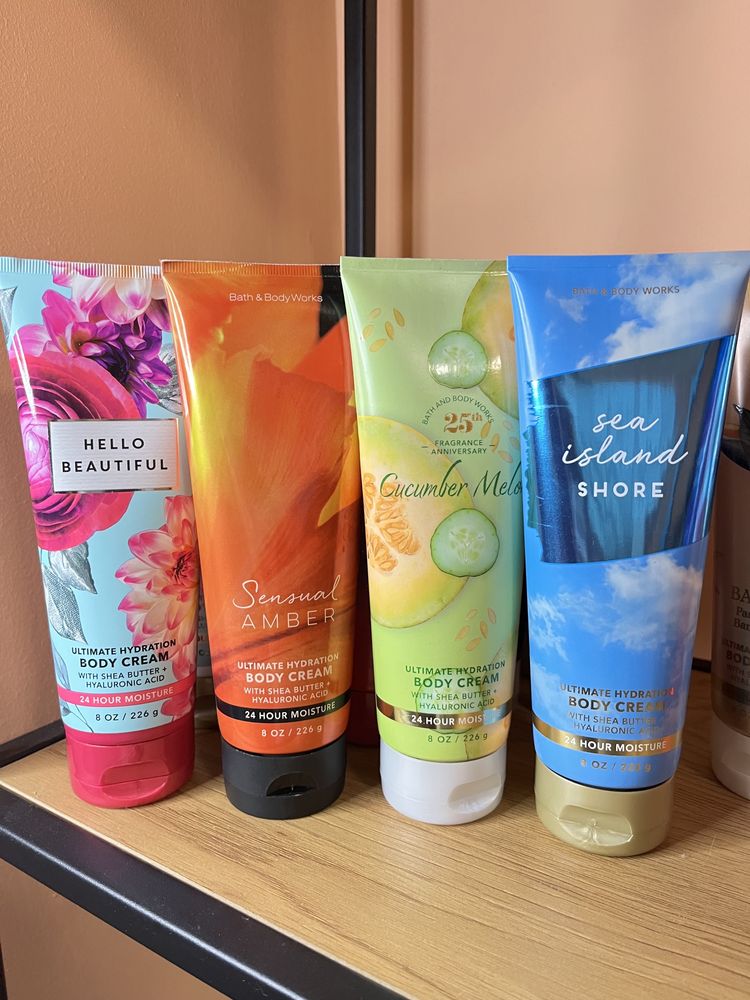 Крем для тіла Bath and body works в асортимені