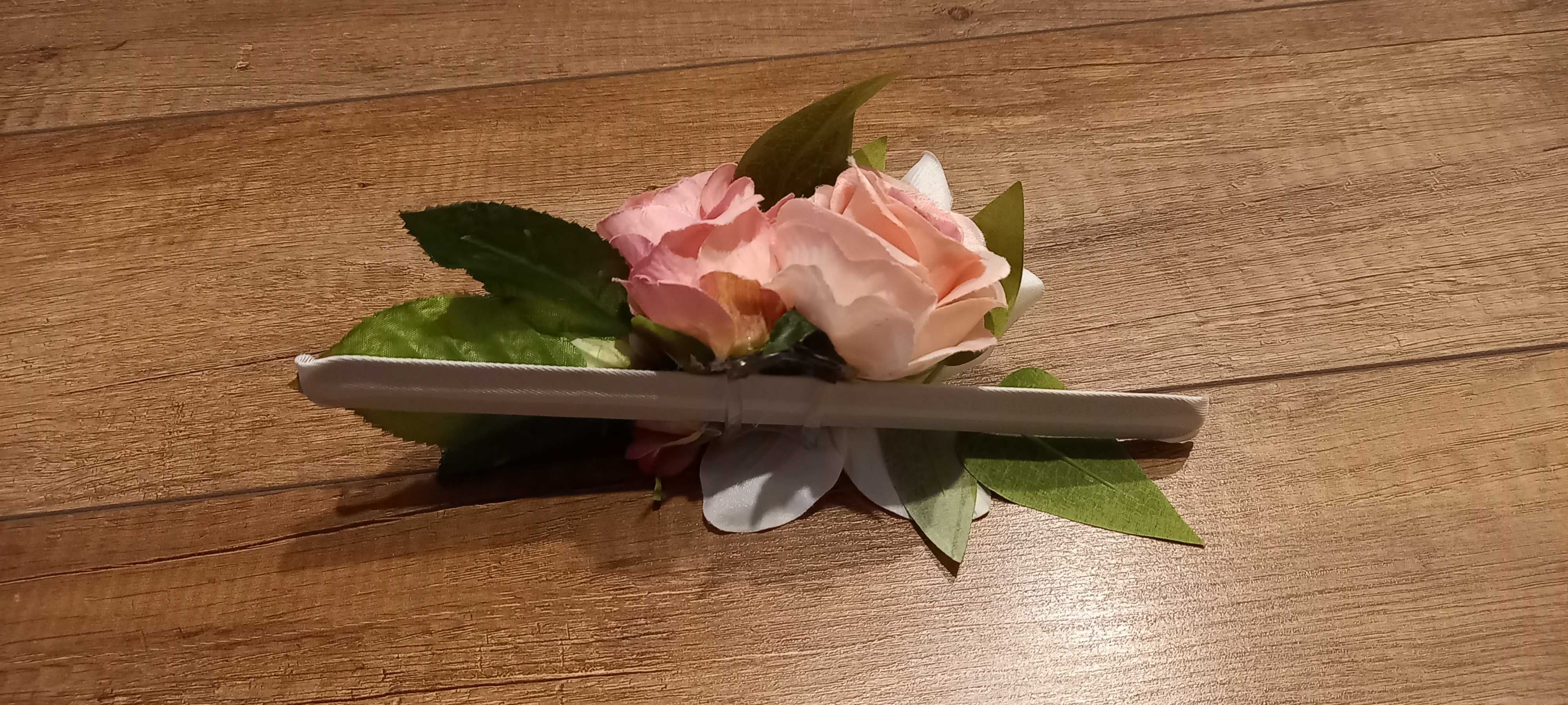 Bukiecik korsarz dla świadkowej