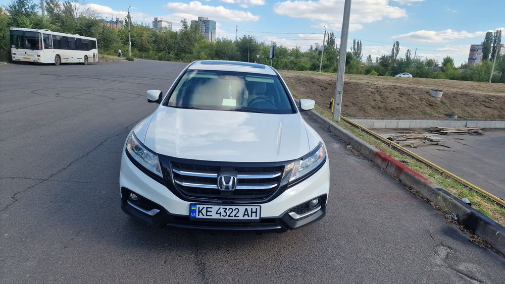 Продам власний улюблений авто Honda crosstour 2,4 в ідеальному стані