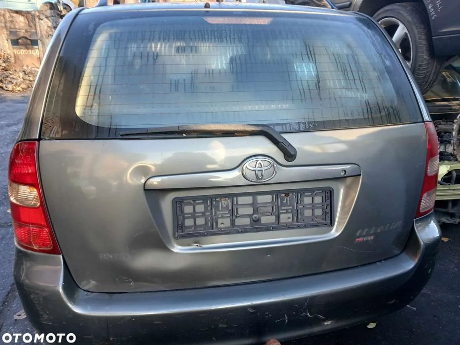 Toyota Corolla E12 Kombi Klapa bagażnika (wgniotki)