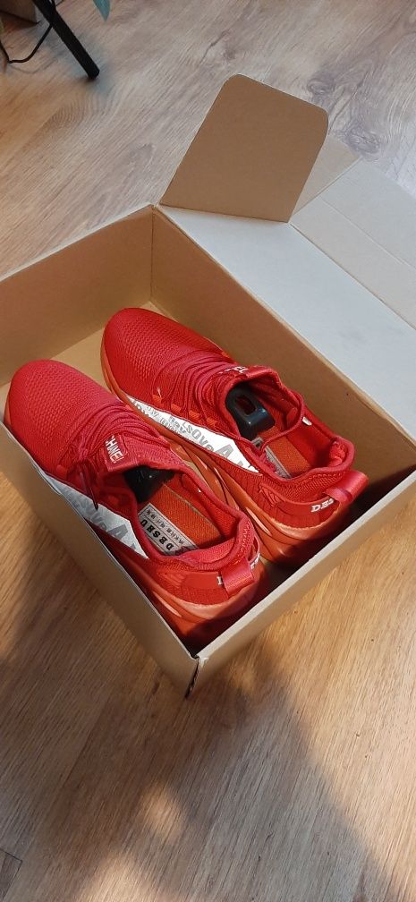 Nowe Adidasy Chanel r.40