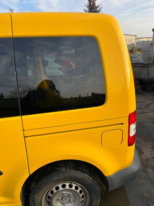 Klapka wlewu paliwa VW Caddy III