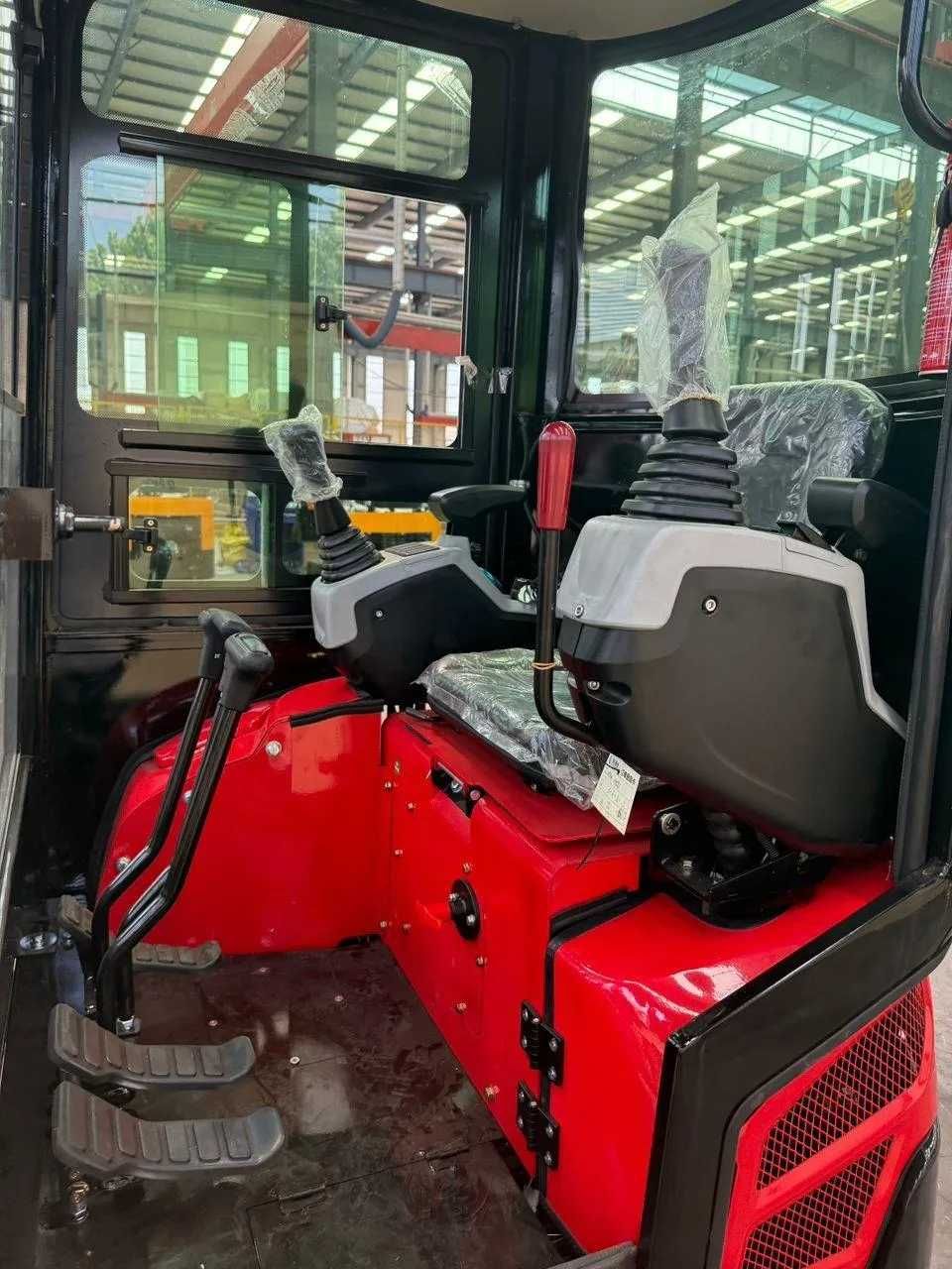 Minikoparka gąsienicowa Delphi HT15 PRO bez kabiny – 1500 kg – Nowa
